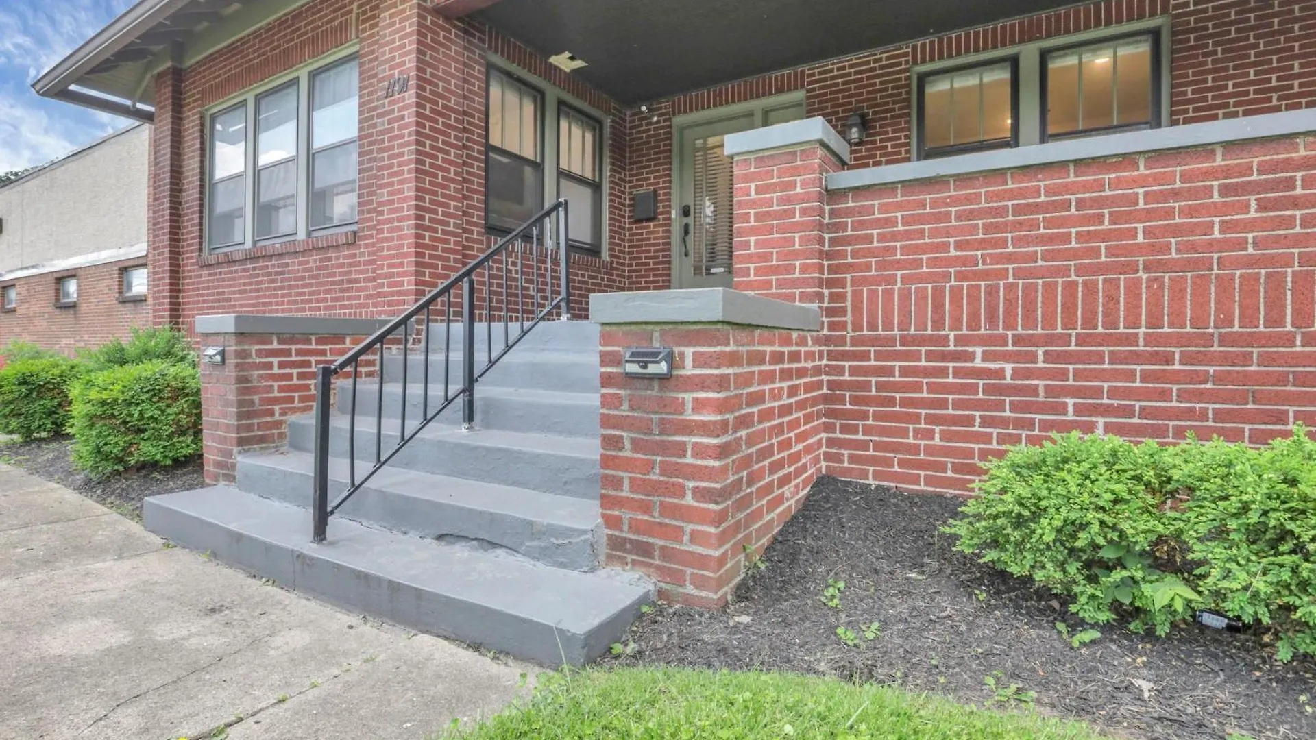 Updated 4Bd House Near German Village W Parking 콜럼버스 0*,