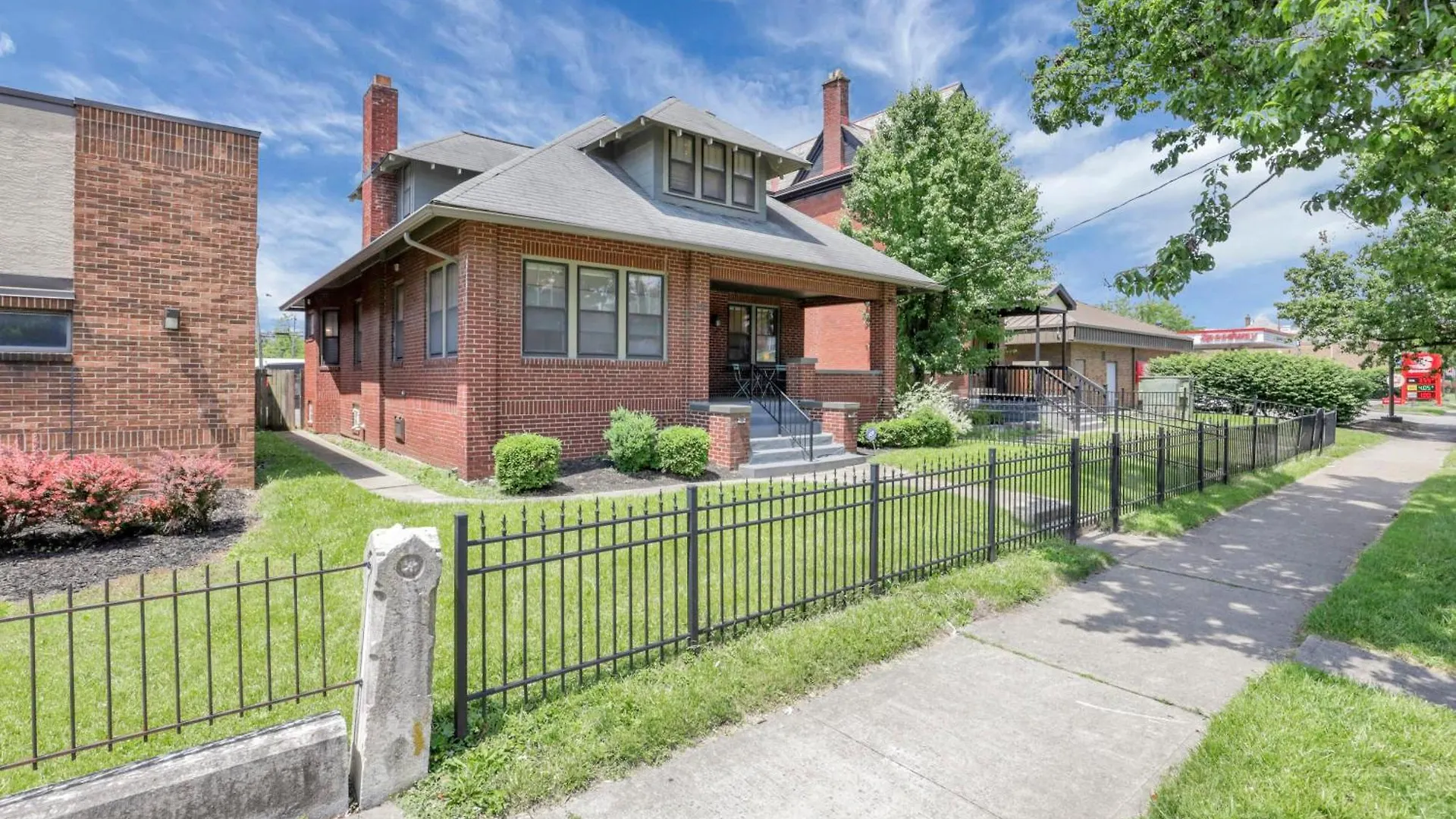 Updated 4Bd House Near German Village W Parking 콜럼버스 펜션